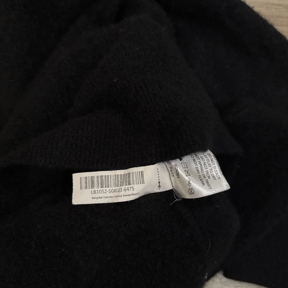 Quince Black Mongolian Cashmere Crewneck Fuzzy Sweater Size S - Picture 11 of 11
